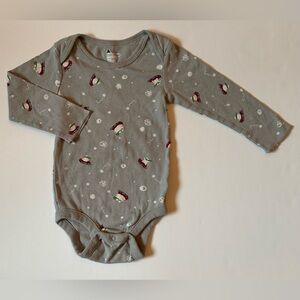 Baby Gap Gray Snow Sled Long-Sleeved Snap Onesie 12-18M EUC